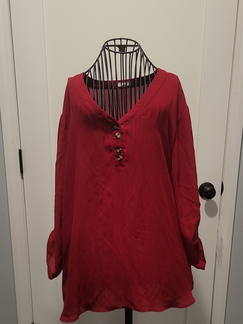Mauries Women's Red V-Neck Button Front Tunic Top
